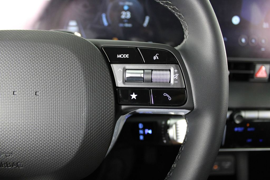 New 2025 Hyundai Ioniq 5 SE image 25