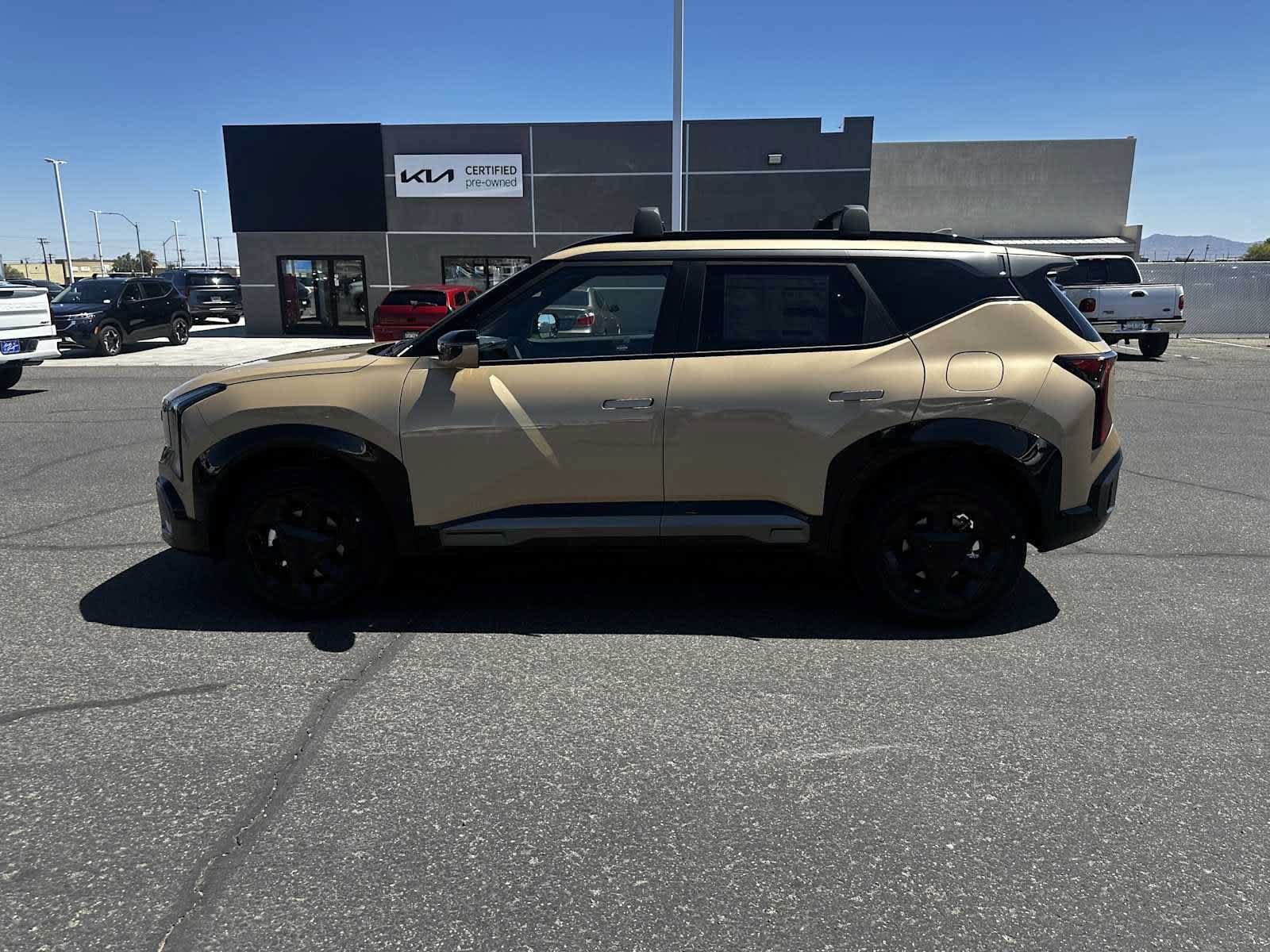 New 2027 Kia Seltos X-Line S w/ X-Line S Premium Package AWD/4WD image 7