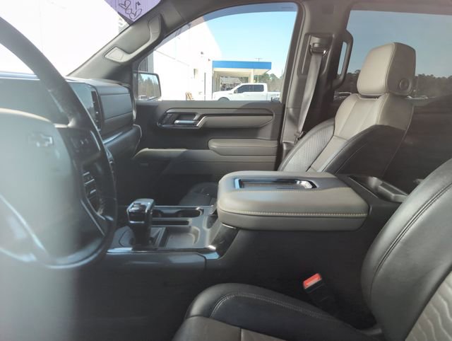 Used 2022 Chevrolet Silverado 1500 ZR2 w/ Technology Package image 2