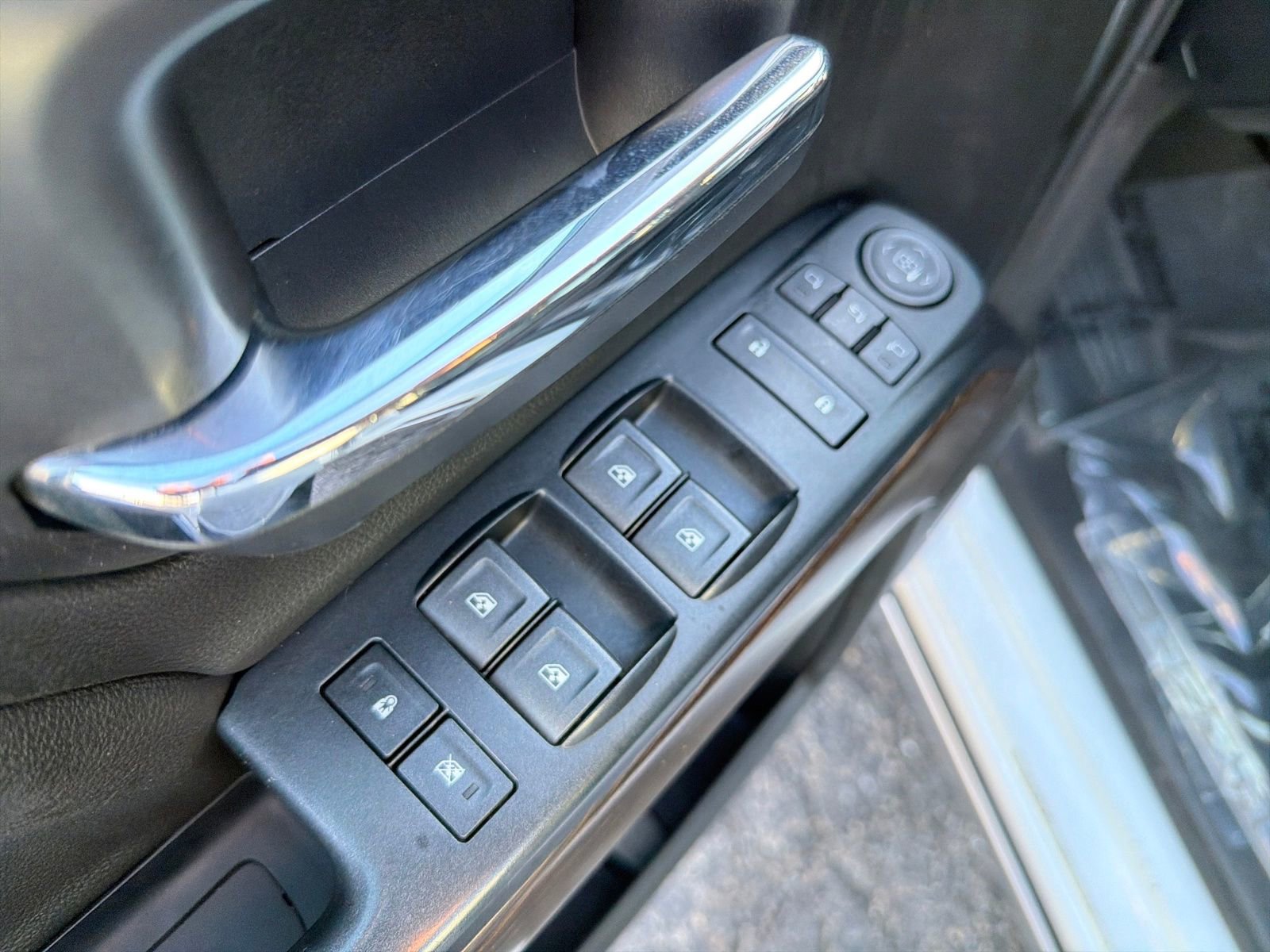 Used 2018 GMC Sierra 1500 Denali w/ Denali Ultimate Package image 13