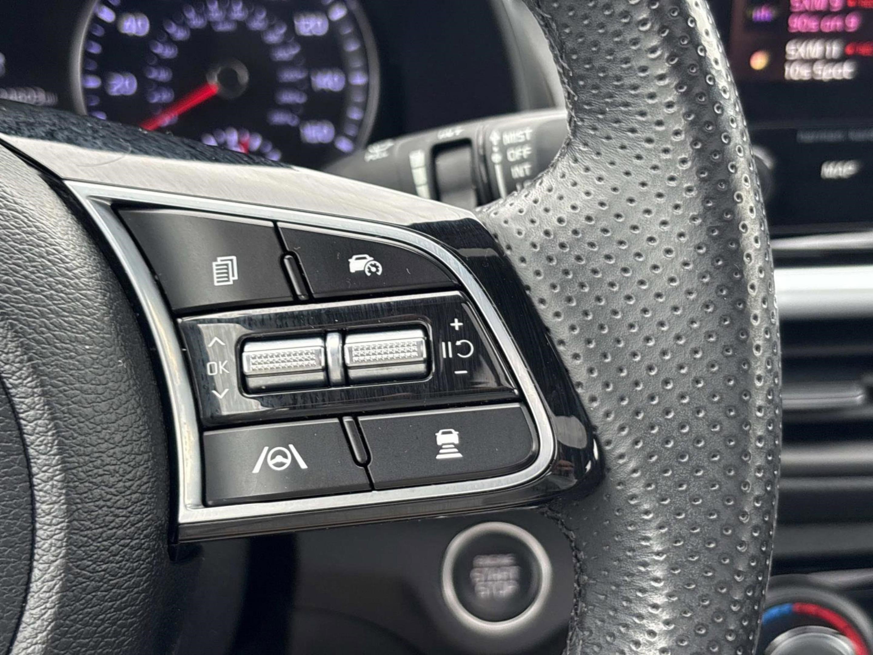 Used 2023 Kia Forte GT-Line w/ GT-Line Premium Package image 28