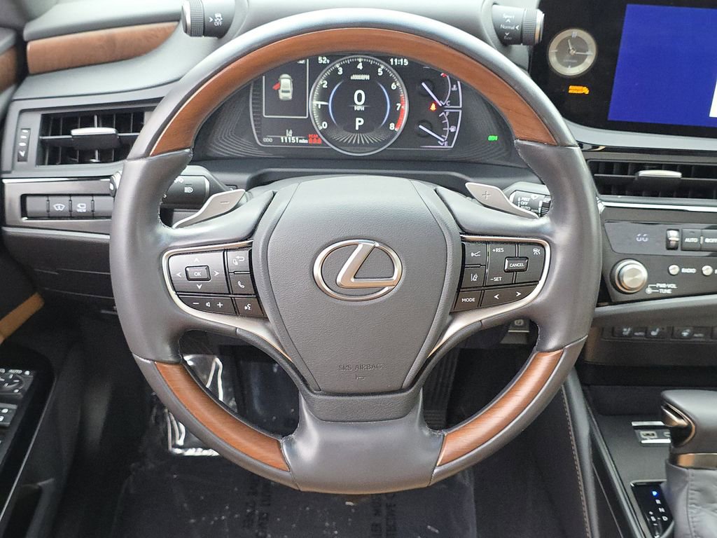 Used 2024 Lexus ES 350 Luxury w/ Accessory Package (Z2) image 26