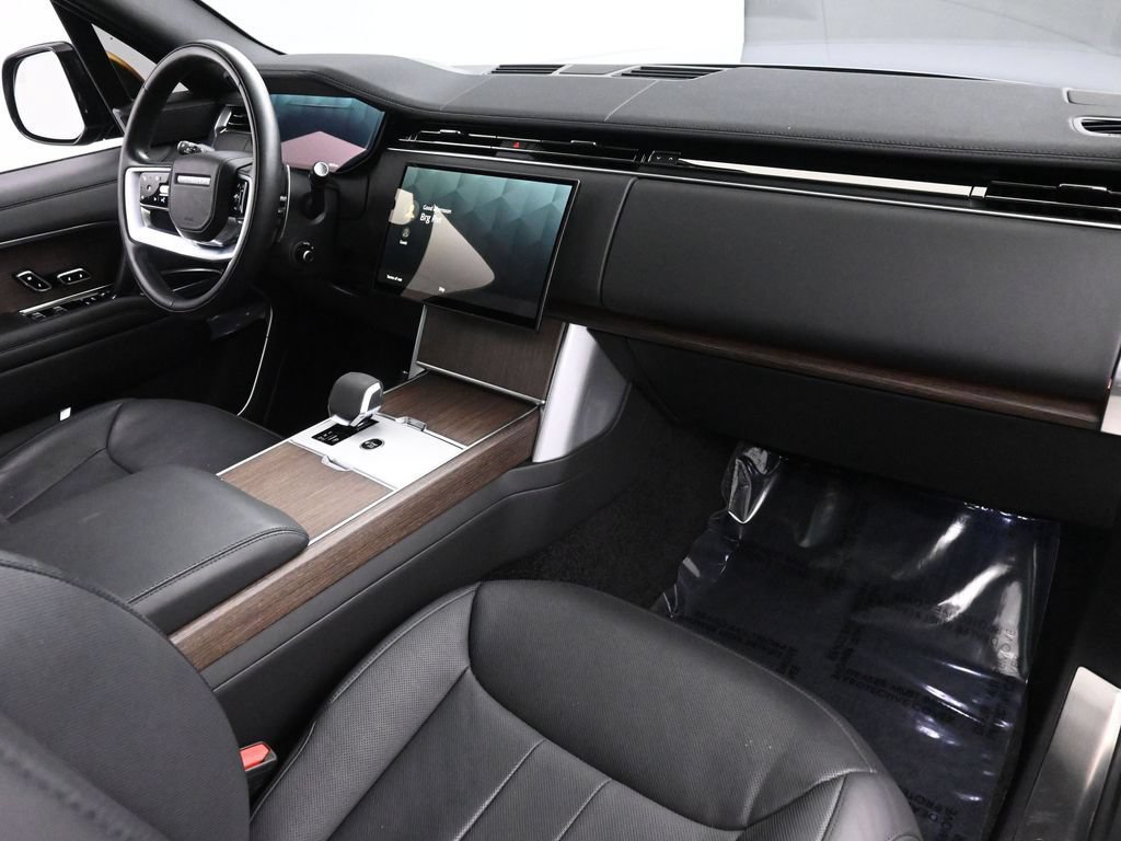 Used 2024 Land Rover Range Rover SE AWD/4WD image 24