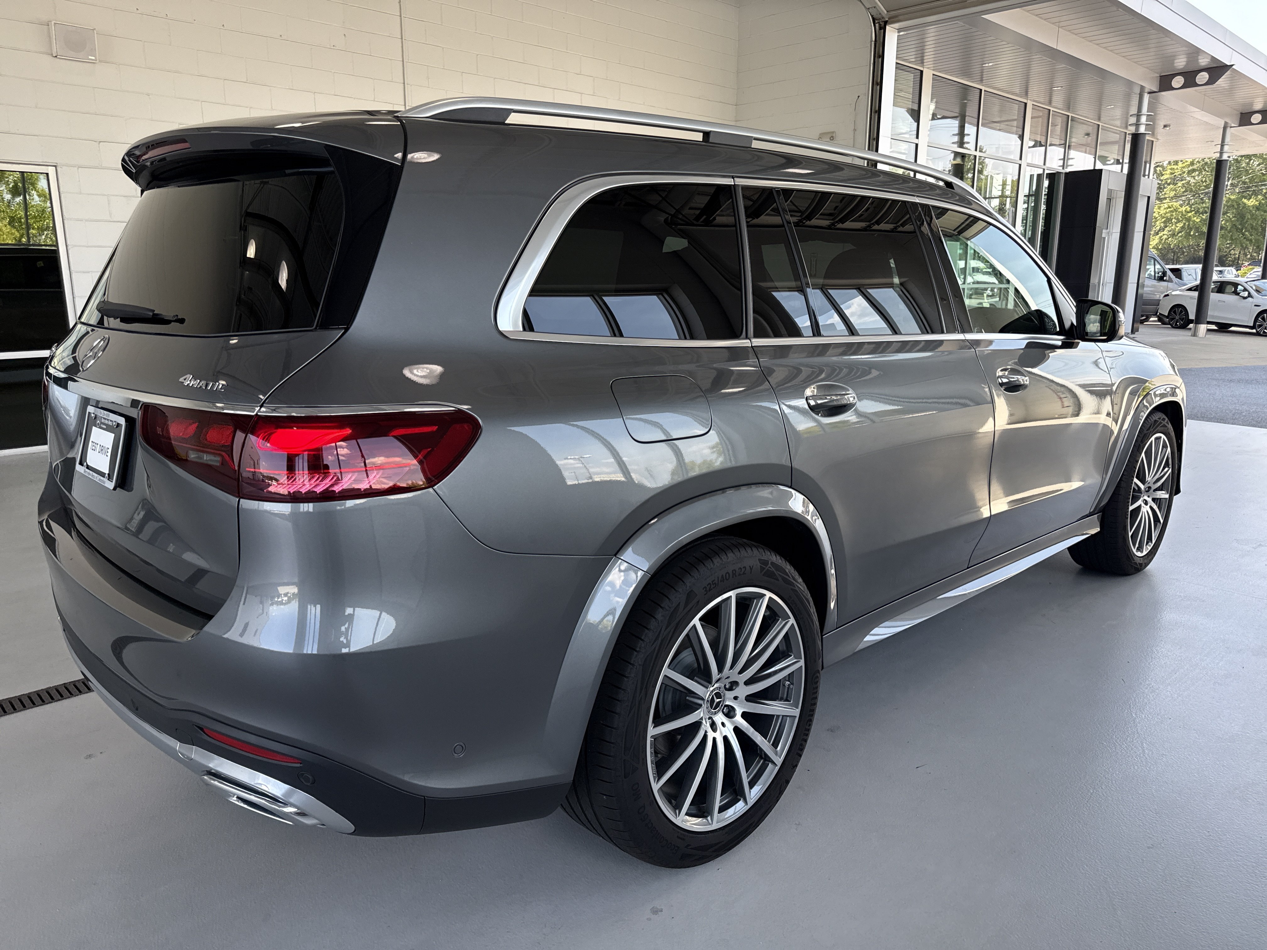 Certified 2025 Mercedes-Benz GLS 450 4MATIC image 11
