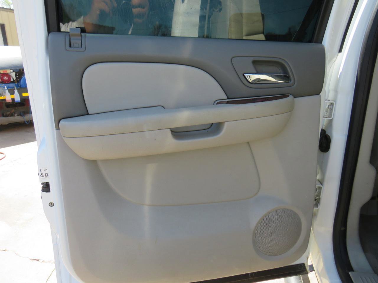 Used 2013 GMC Sierra 2500 SLT w/ SLT Convenience Package image 25