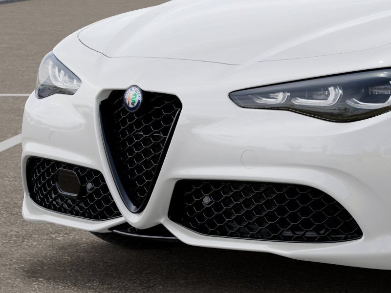 New 2025 Alfa Romeo Giulia AWD w/ Driving Assist Package image 12
