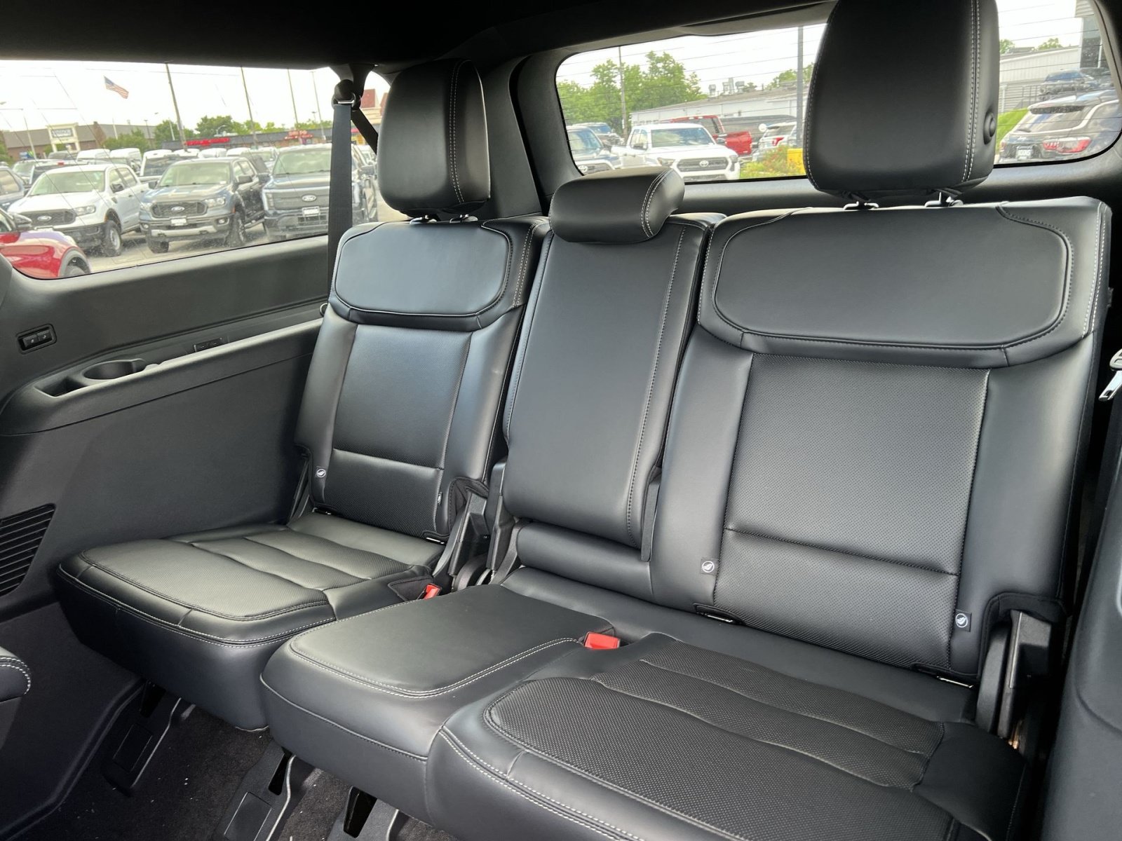 New 2026 Ford Expedition Max Platinum w/ Stealth Appearance Package AWD/4WD image 26