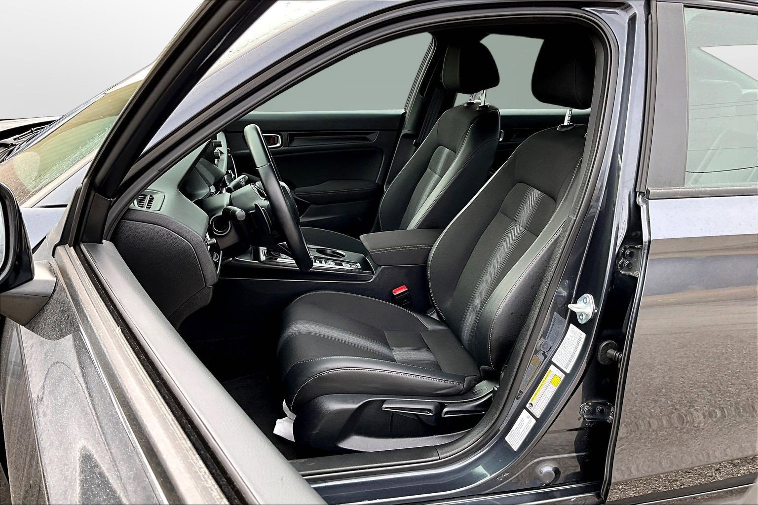 Used 2025 Honda Civic Sport image 16