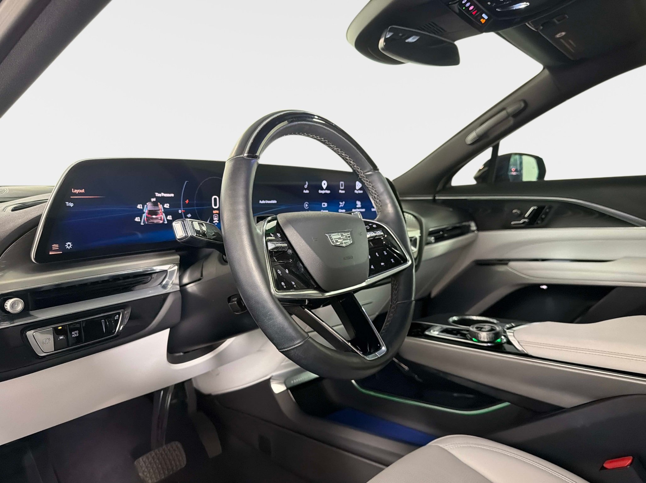 Used 2024 Cadillac Lyriq Luxury RWD image 38