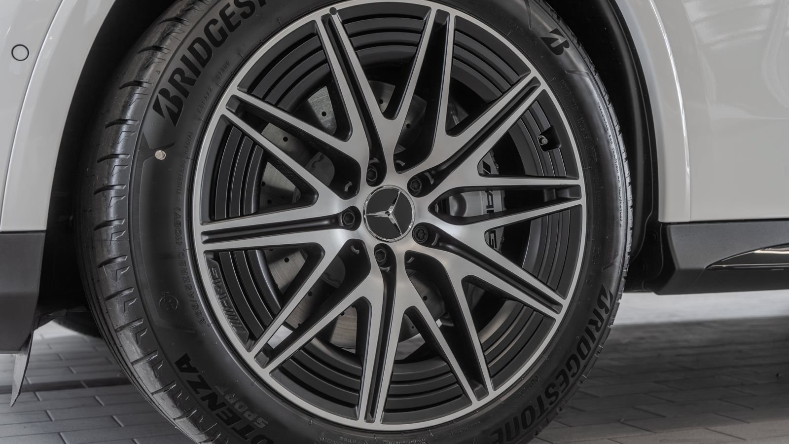New 2026 Mercedes-Benz GLC 43 AMG 4MATIC image 30