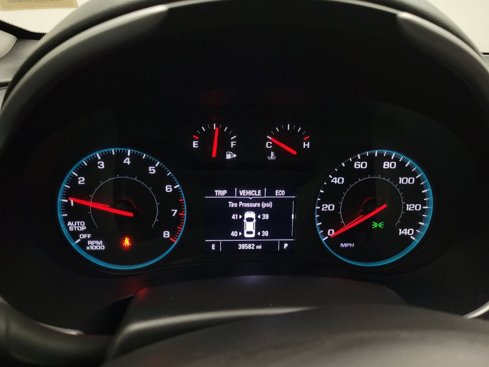 Used 2021 Chevrolet Malibu LS FWD image 23