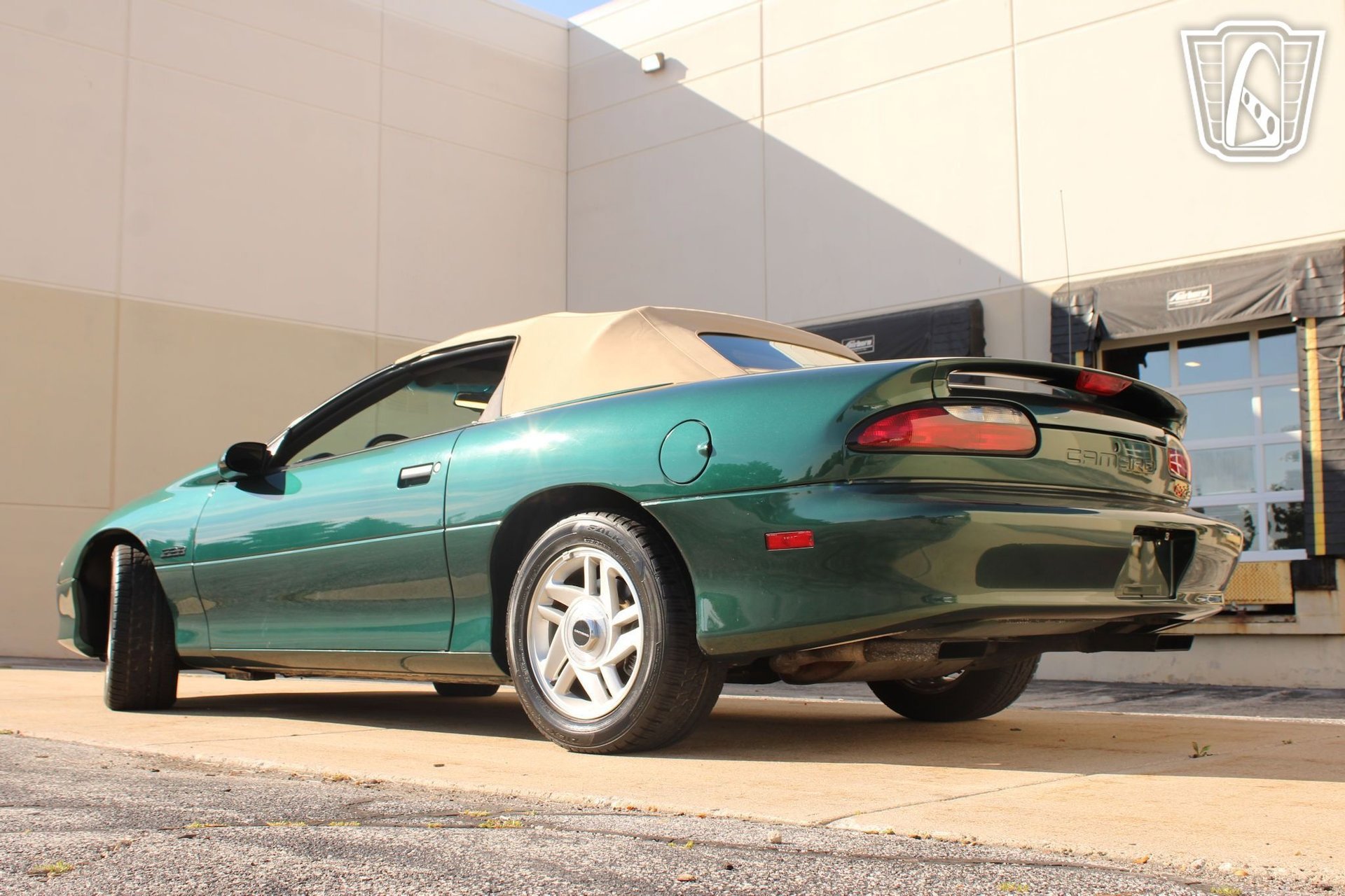 Used 1995 Chevrolet Camaro Z28 RWD image 9