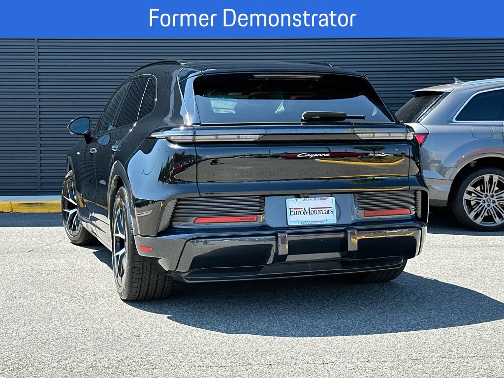 New 2026 Porsche Cayenne Electric AWD/4WD image 3