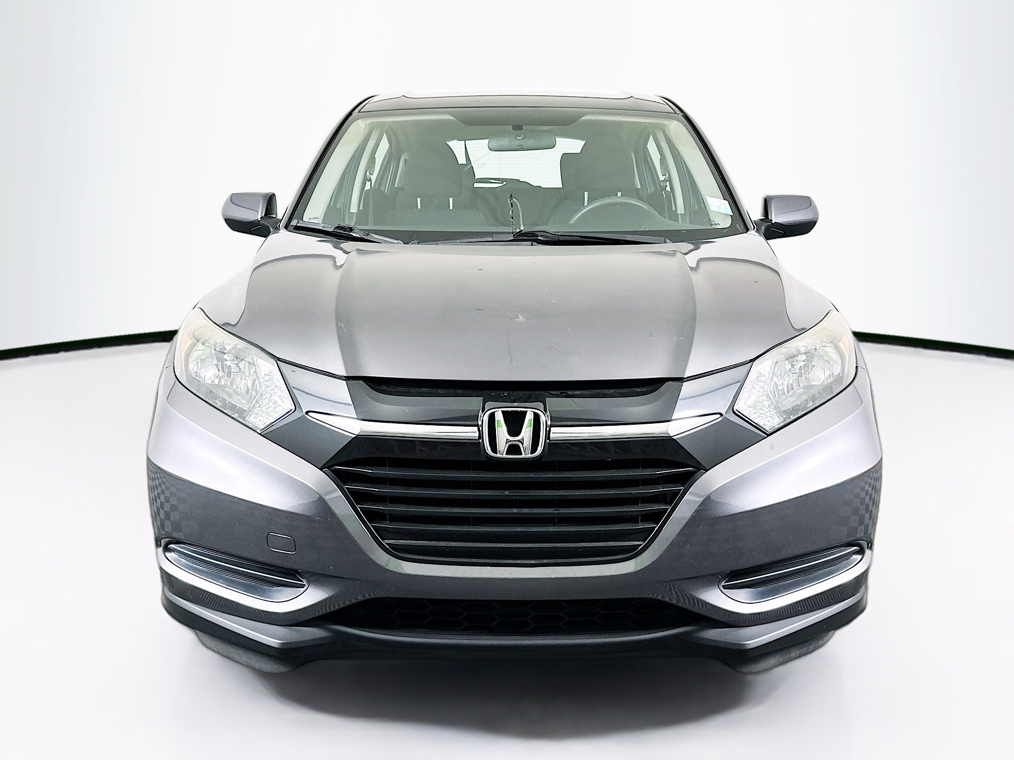 Used 2016 Honda HR-V LX image 2