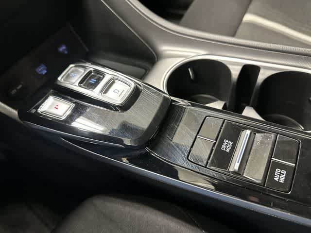 Used 2023 Hyundai Sonata SEL w/ Preferred Accessory Package FWD image 25