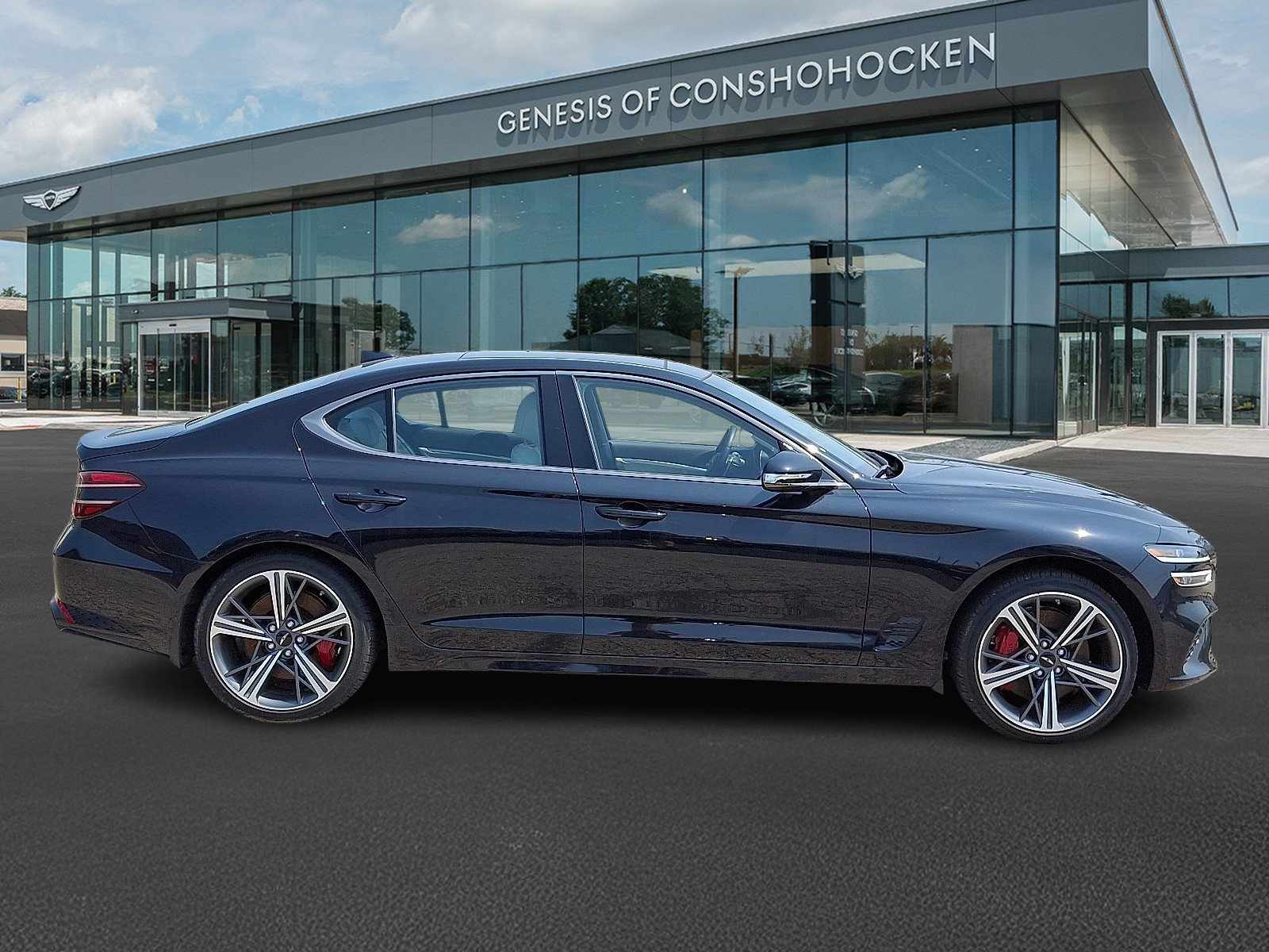 Used 2025 Genesis G70 3.3T Advanced image 7