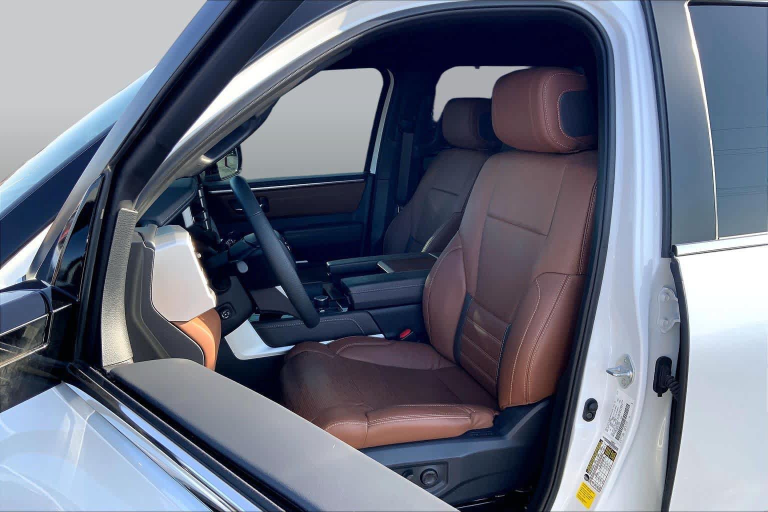 Used 2025 Toyota Tundra 1794 Edition AWD/4WD image 8