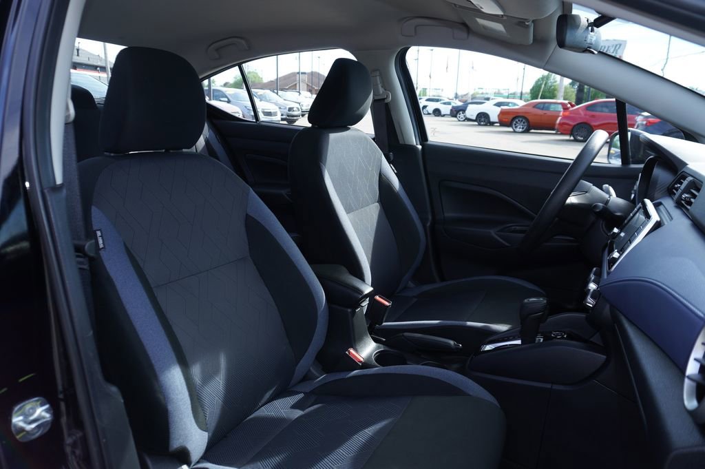 Used 2024 Nissan Versa SV image 30