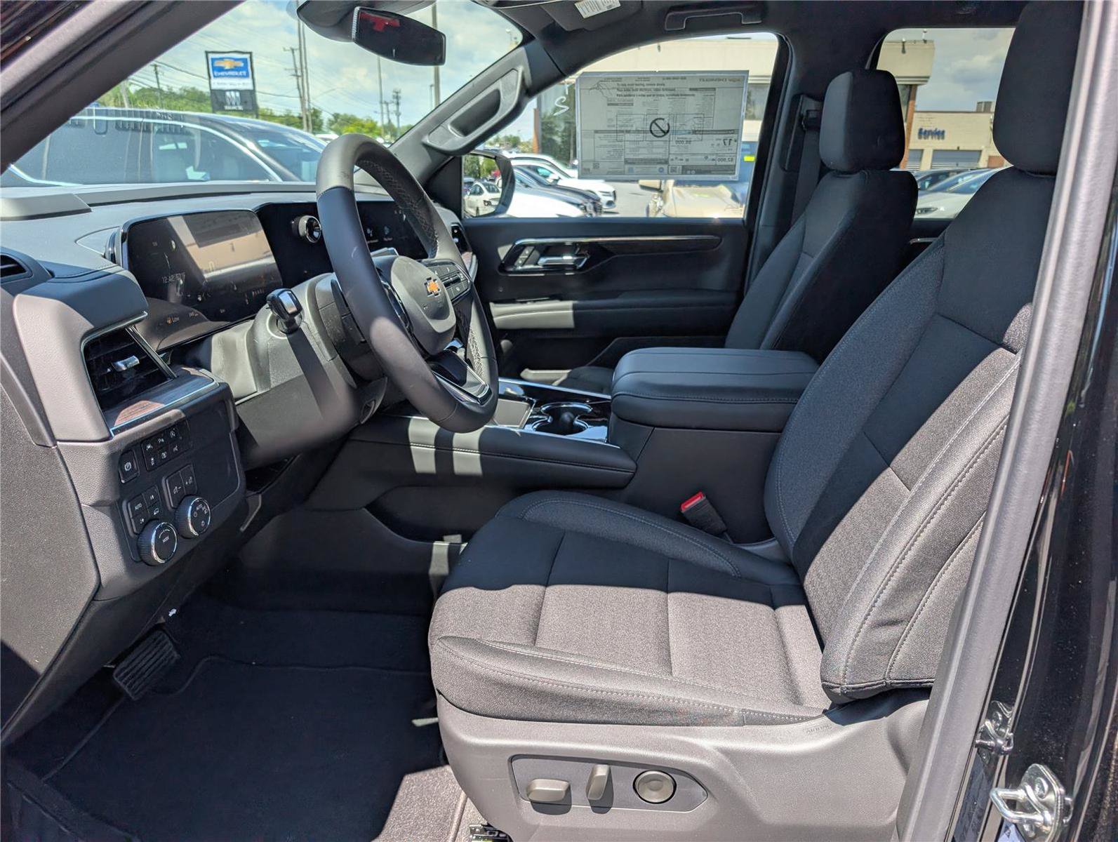 New 2026 Chevrolet Tahoe LS AWD/4WD image 13