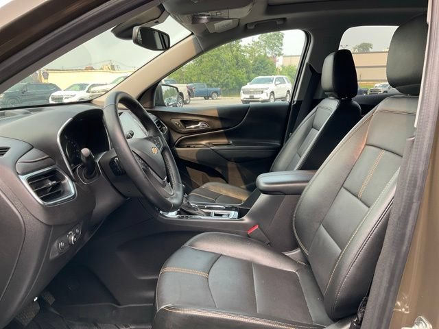 Used 2024 Chevrolet Equinox Premier AWD/4WD image 2