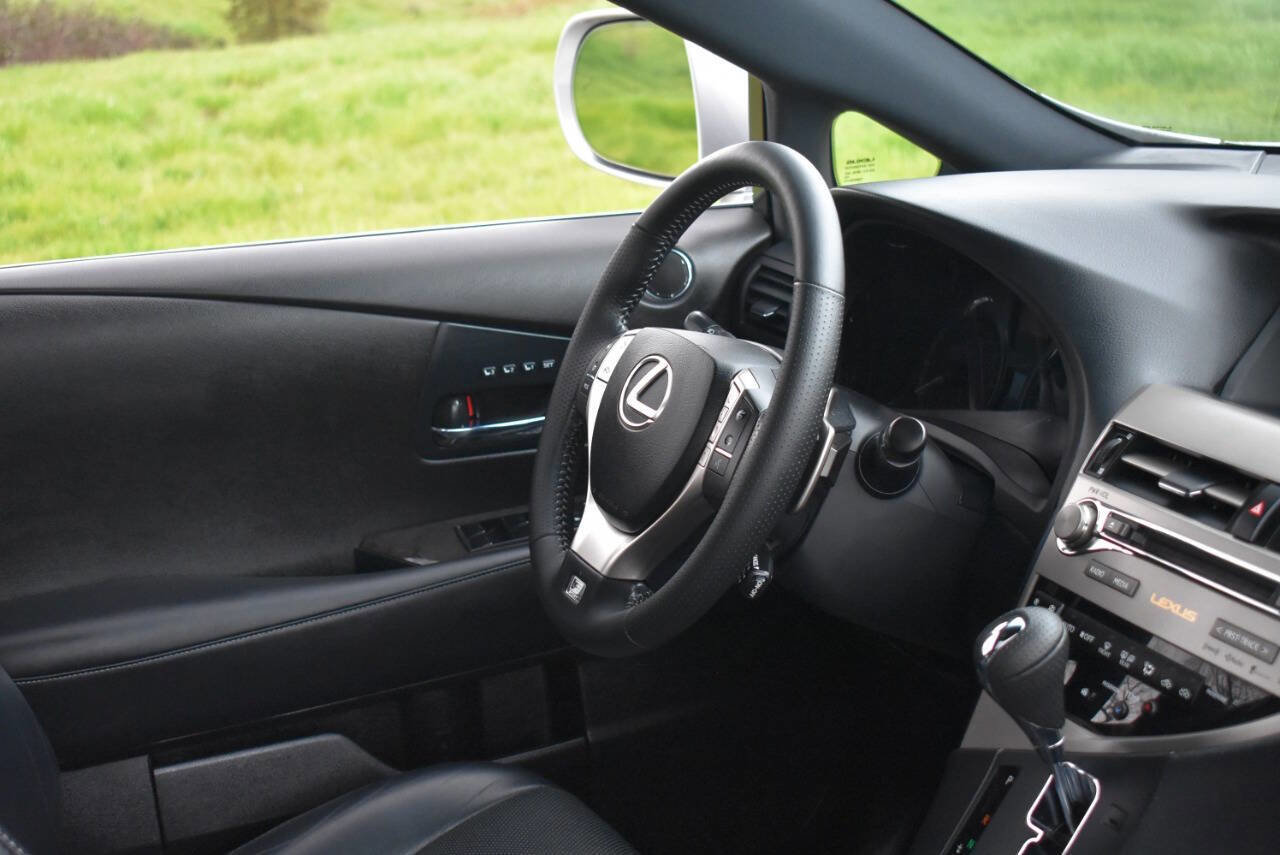 Used 2013 Lexus RX 350 F Sport w/ Navigation Pkg image 28