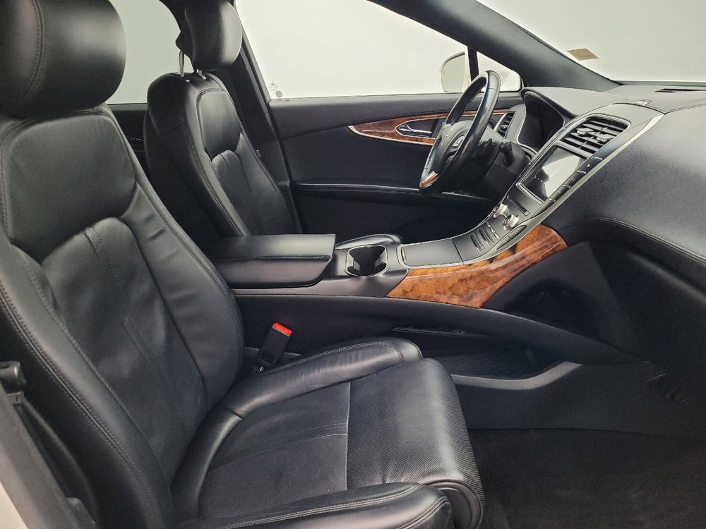 Used 2018 Lincoln MKX Reserve w/ Driver Assistance Package image 21