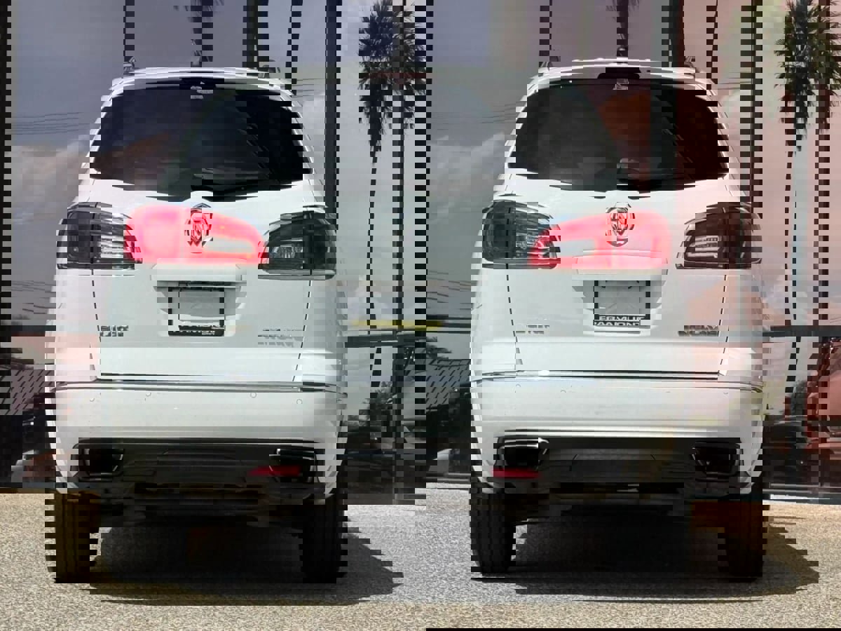 Used 2016 Buick Enclave Leather image 10