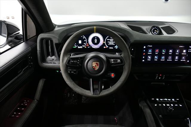 Used 2024 Porsche Cayenne Turbo GT AWD/4WD image 44