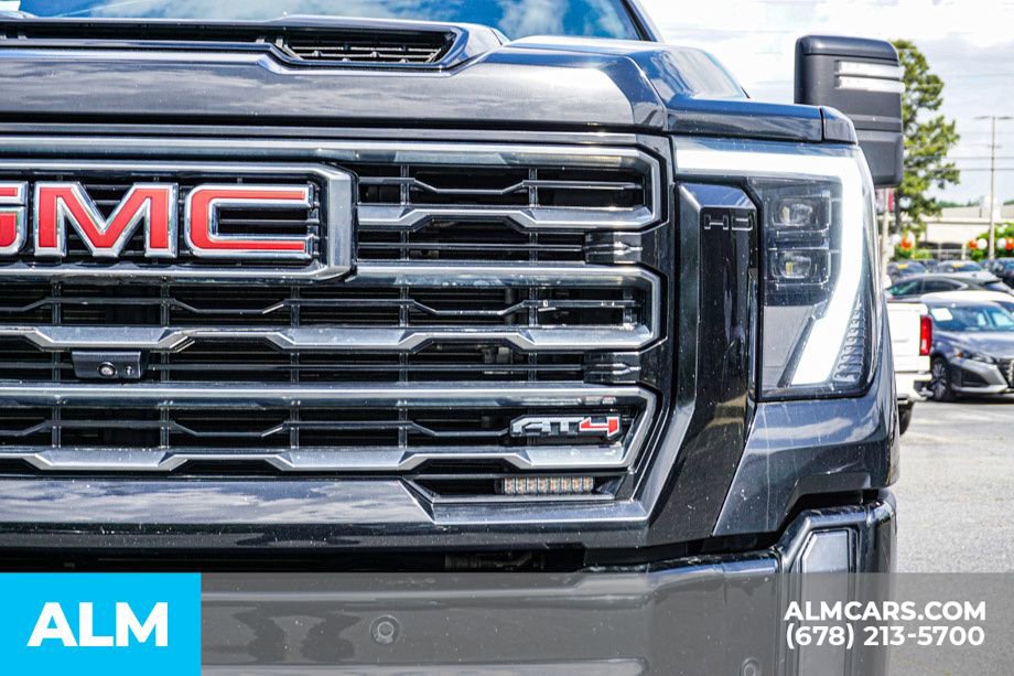 Used 2024 GMC Sierra 2500 AT4 w/ Technology Package AWD/4WD image 12