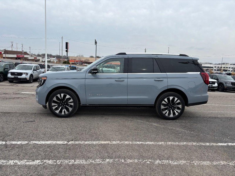 New 2026 Ford Expedition Platinum w/ Driver's Package image 10