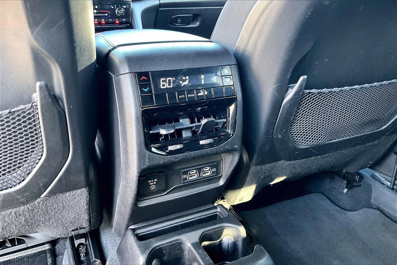 Certified 2022 Jeep Grand Cherokee L Laredo image 15