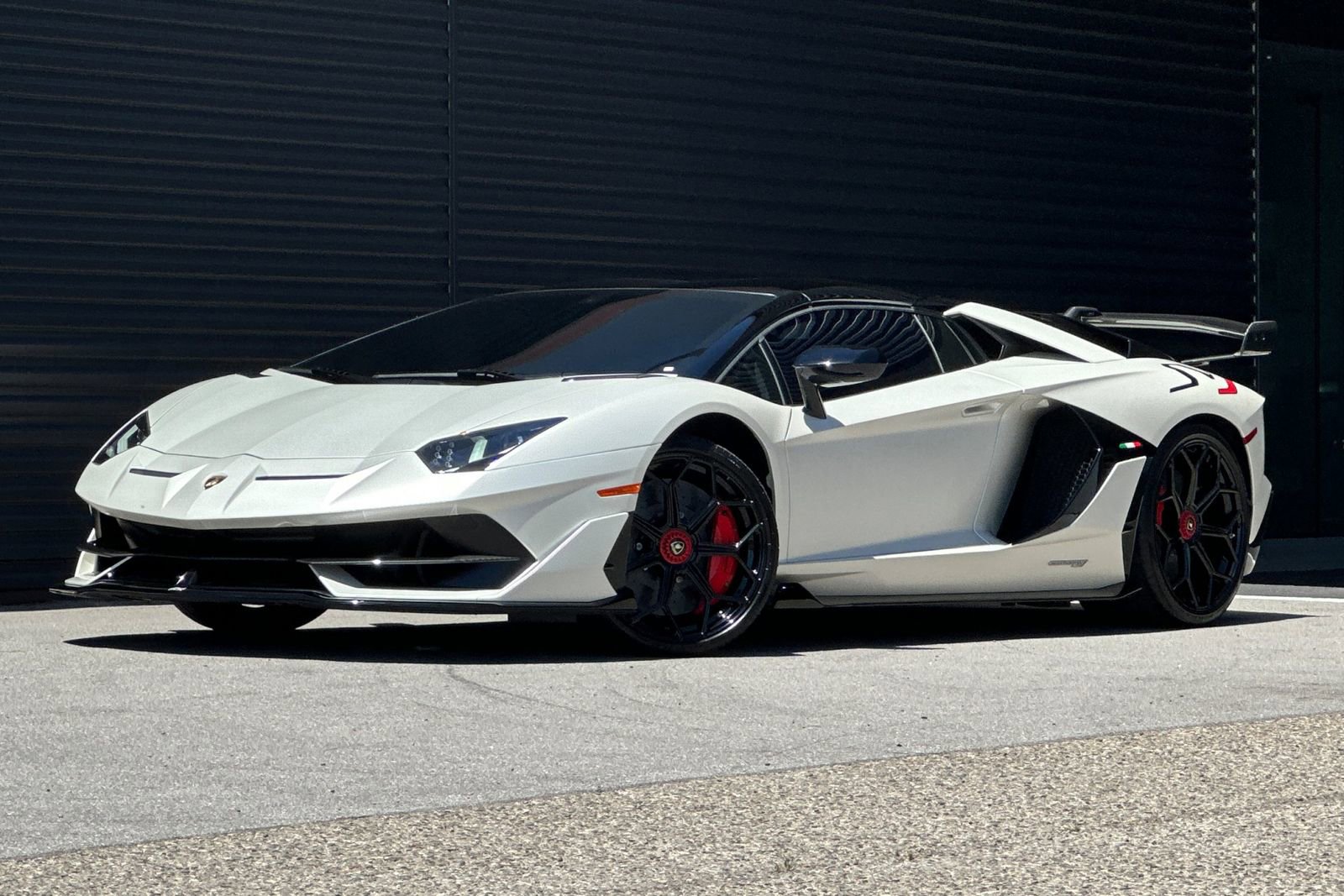 Used 2020 Lamborghini Aventador SVJ