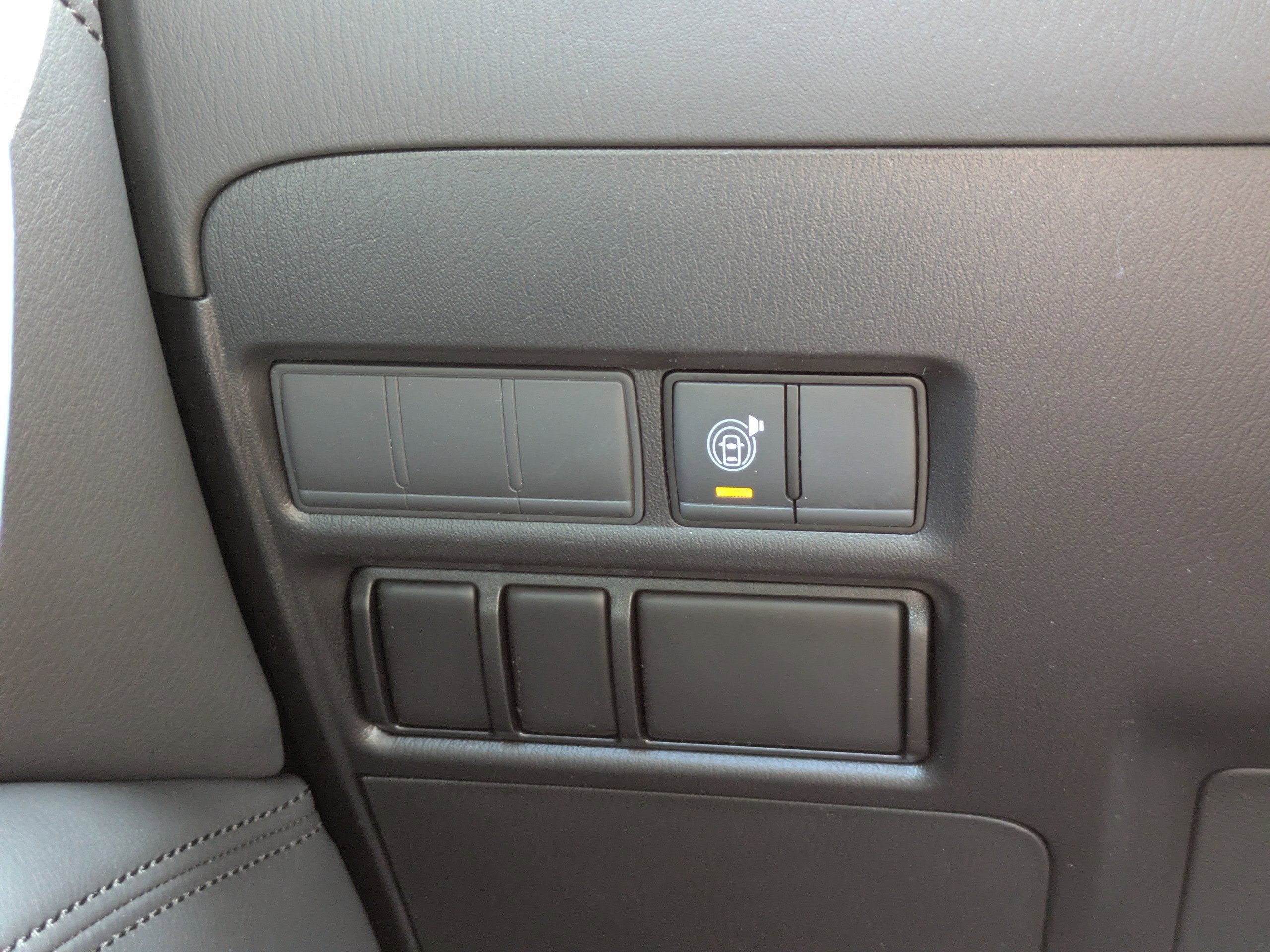 Certified 2024 Nissan Armada SV AWD/4WD image 28