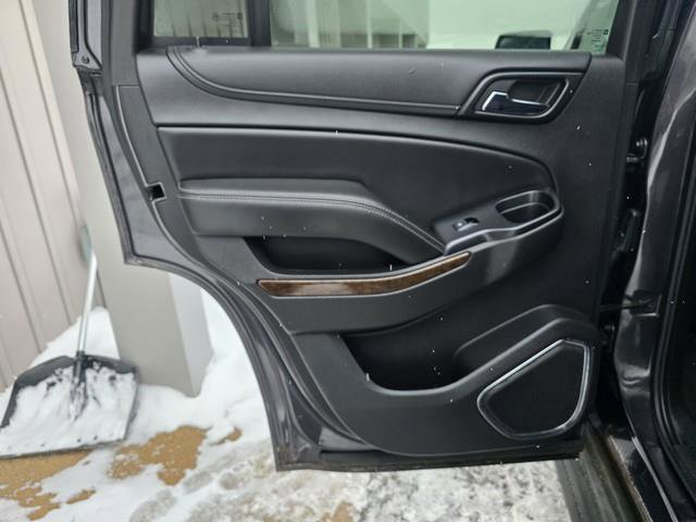 Used 2015 Chevrolet Tahoe LT image 18