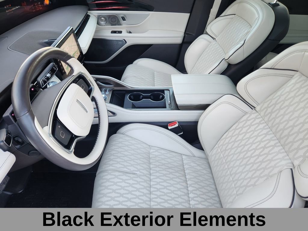 Used 2024 Lincoln Nautilus Black Label w/ Jet Appearance Package (87T) image 10