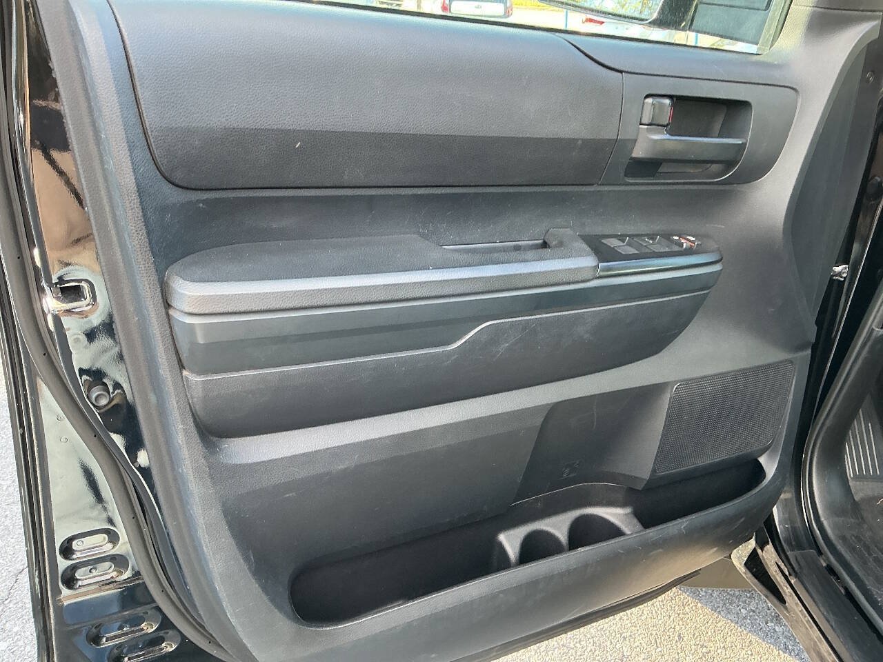 Used 2014 Toyota Tundra SR AWD/4WD image 15