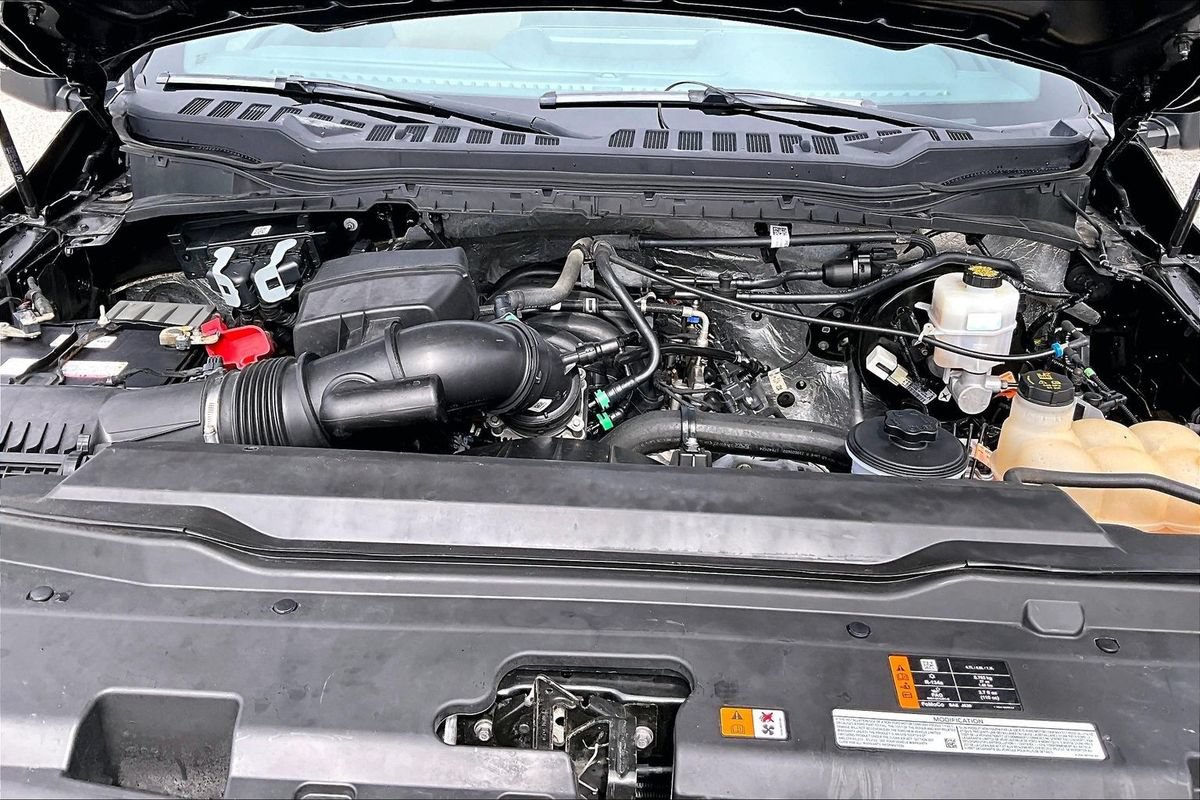 Used 2024 Ford F250 Lariat w/ Sport Appearance Package AWD/4WD image 33