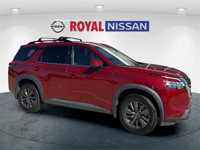 Used 2022 Nissan Pathfinder SV