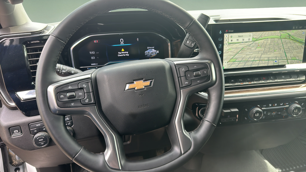 Used 2025 Chevrolet Silverado 1500 LT w/ Safety Package AWD/4WD image 15