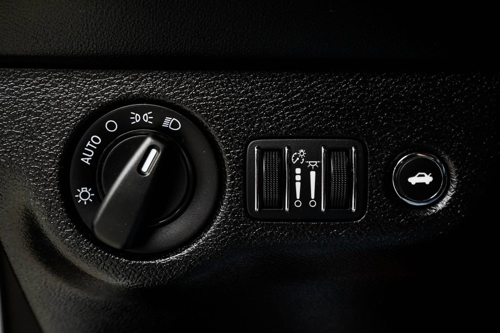 Used 2023 Dodge Challenger SRT Hellcat RWD image 38