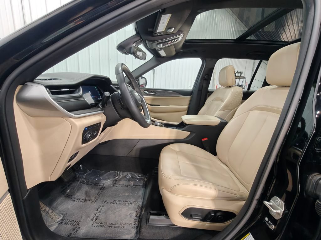 Used 2024 Jeep Grand Cherokee Limited 4xe AWD/4WD image 29