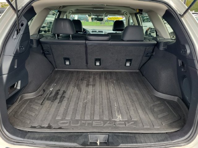 Used 2019 Subaru Outback 3.6R Limited AWD/4WD image 15