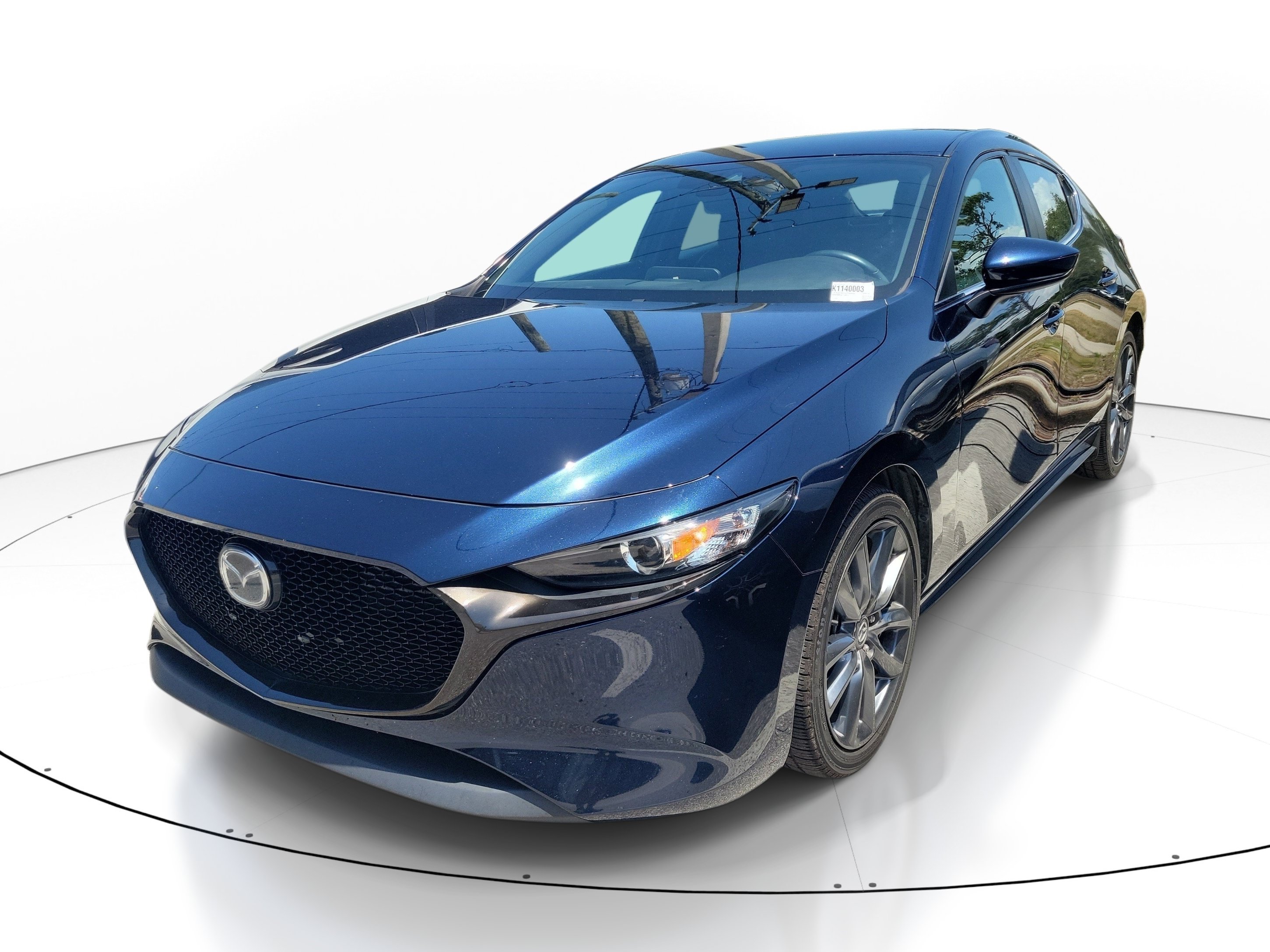 Used 2019 MAZDA MAZDA3 AWD Hatchback w/ Preferred Pkg image 3