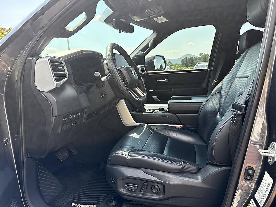 Used 2023 Toyota Tundra Platinum AWD/4WD image 11