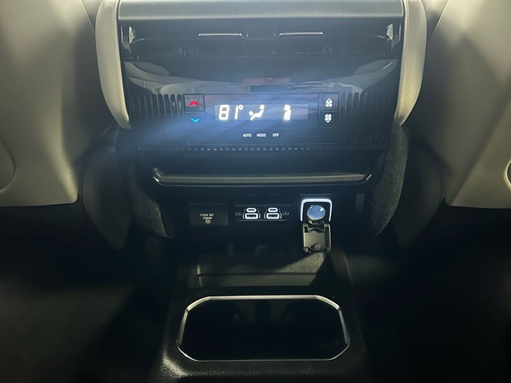 New 2026 Jeep Grand Wagoneer L 4WD image 19