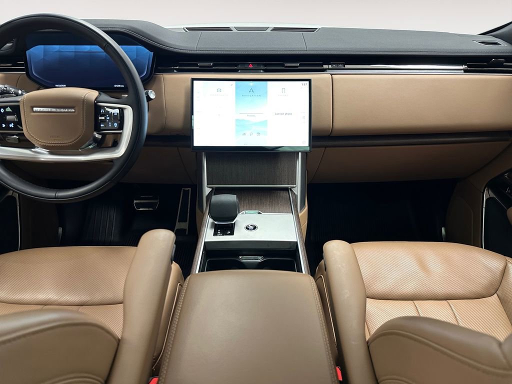 Used 2024 Land Rover Range Rover SE AWD/4WD image 11