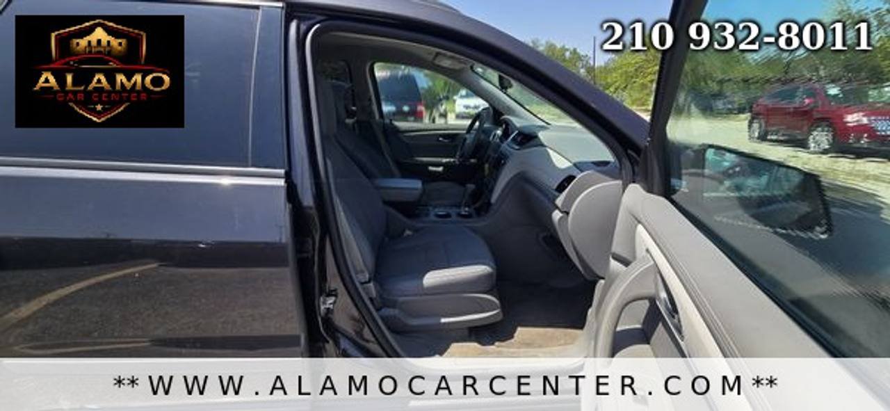 Used 2017 Chevrolet Traverse LS w/ LPO, 'HIT The Road' Package FWD image 14