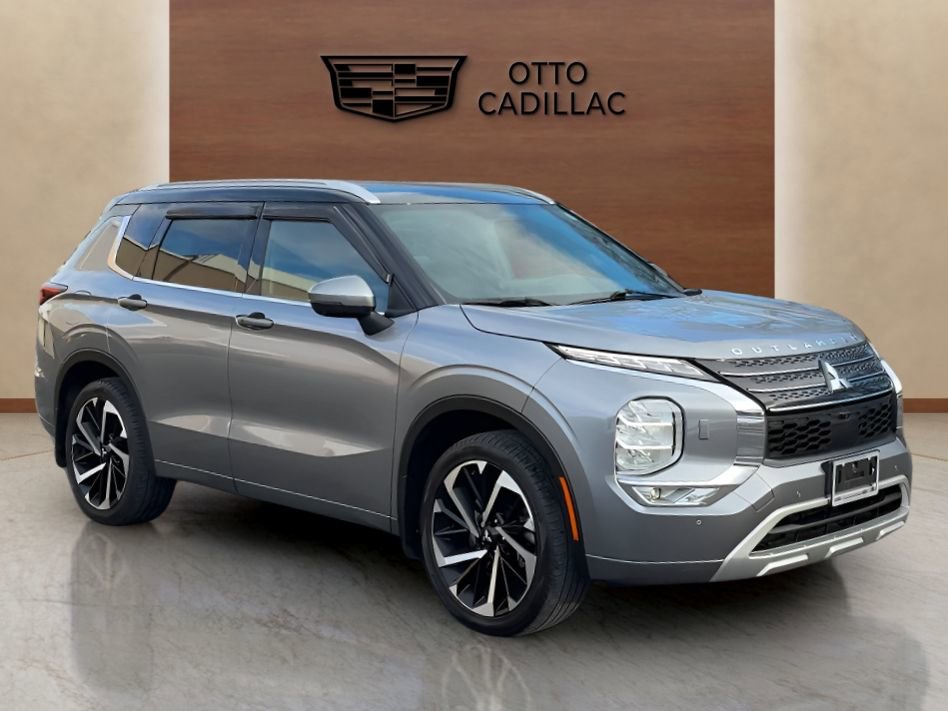 Used 2023 Mitsubishi Outlander SEL image 7