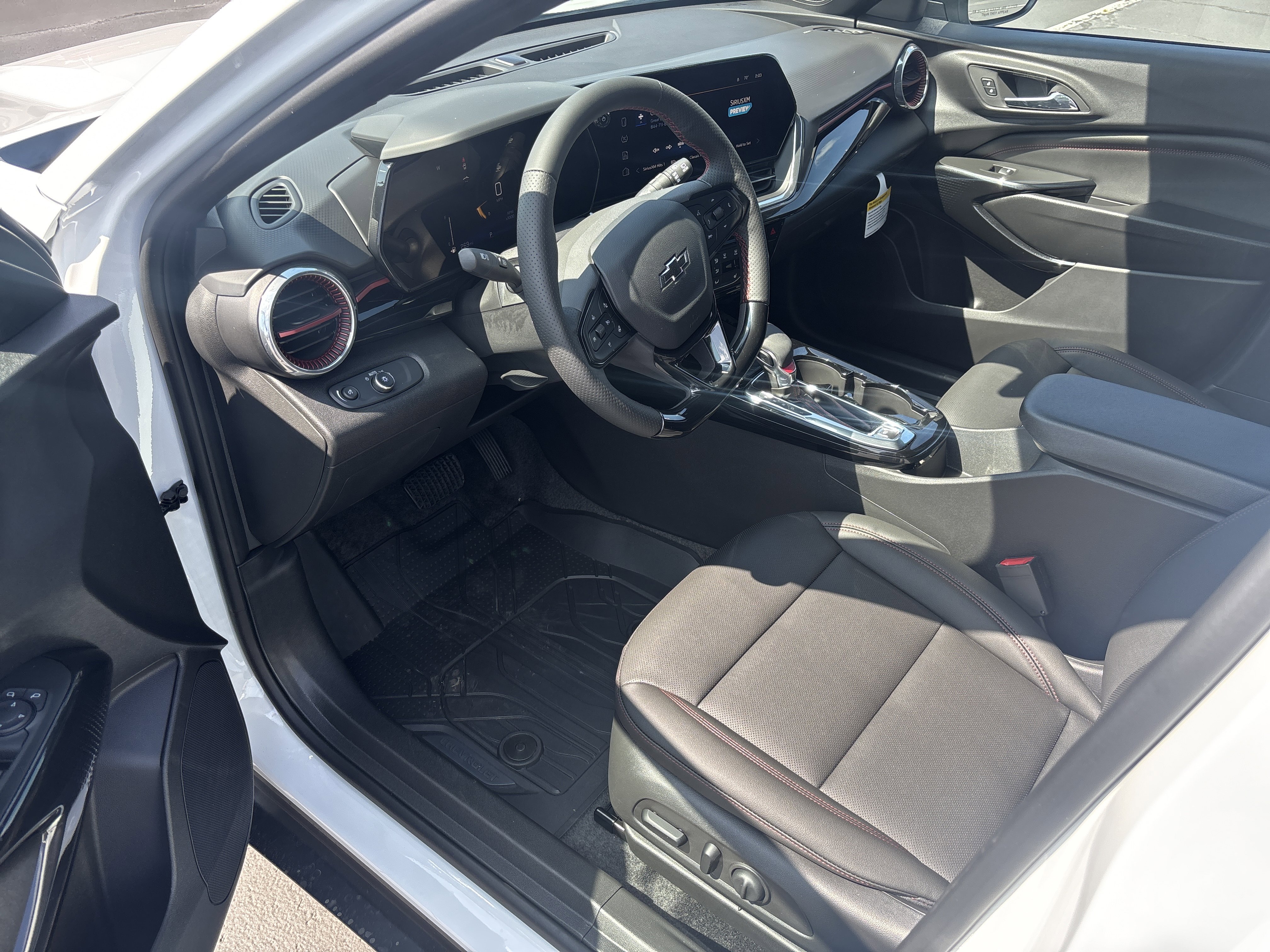 New 2025 Chevrolet Trax RS w/ Driver Confidence Package image 14