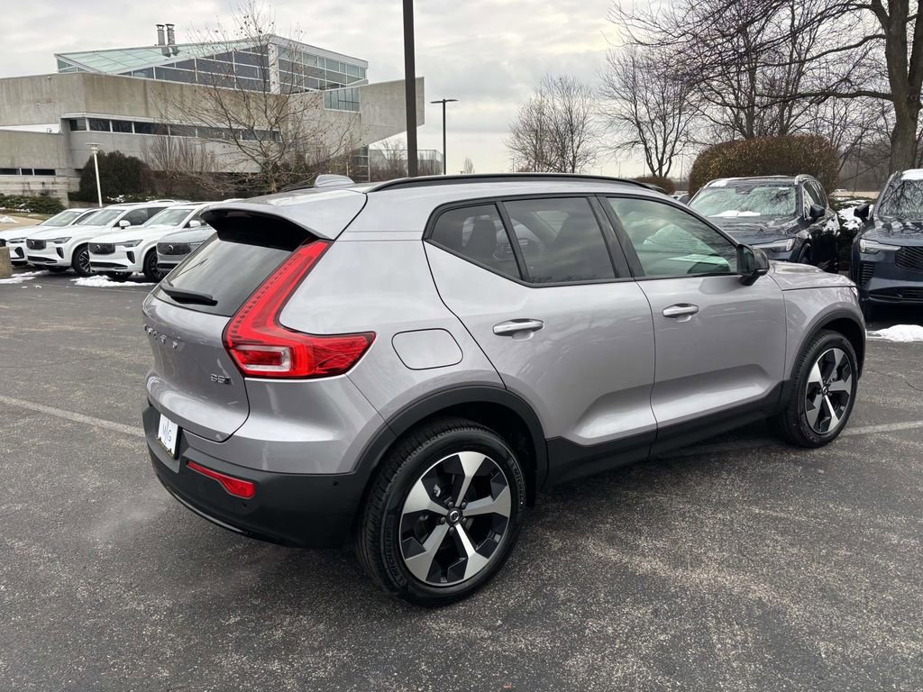 New 2026 Volvo XC40 B5 Plus w/ Protection Package Premier image 7